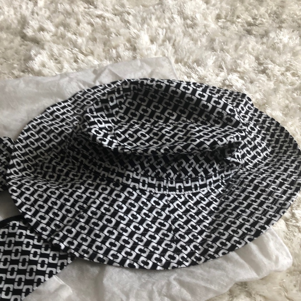DVF Hat and Tote set